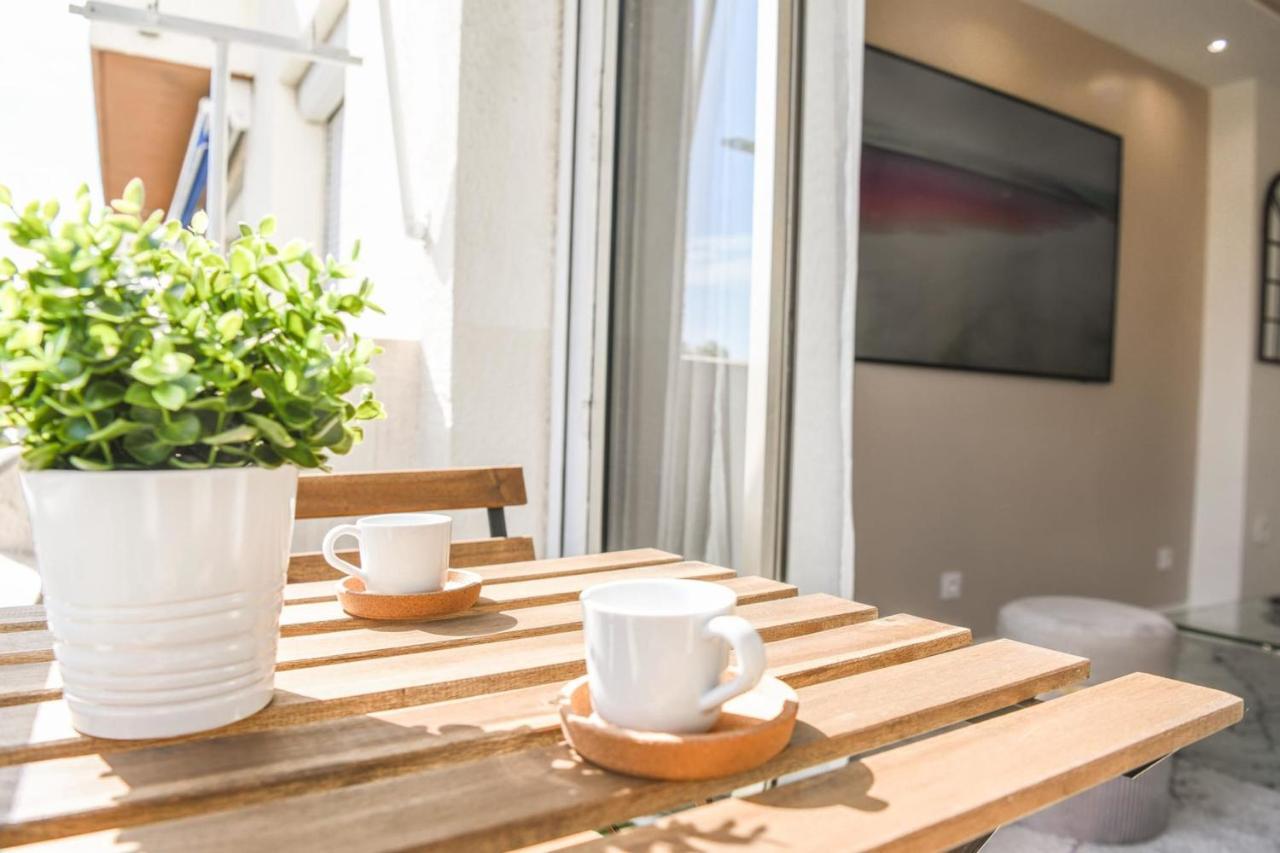 Appart Standing 2 Chambres Avec Balcon Et Parking Marseille Exteriör bild